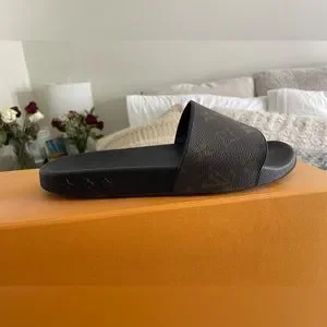 Used Louis Vuitton Waterfront Mule Mens Louis Vuitton Men main image 3